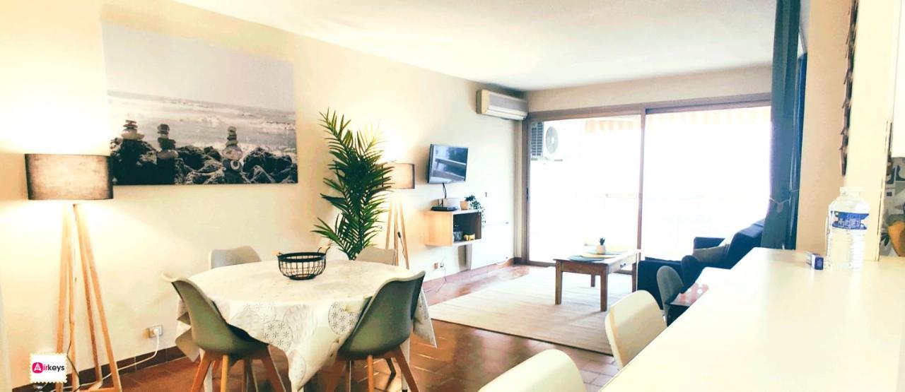 Grand Studio Azur Avec Terrasse - Vieil 앙티브 외부 사진